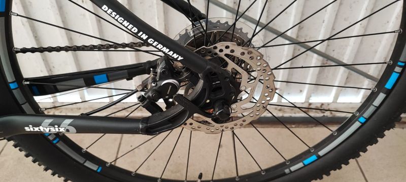 Horské kolo Hawk Sixty Six (vel. M)