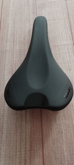 Sedlo MAX 1 
