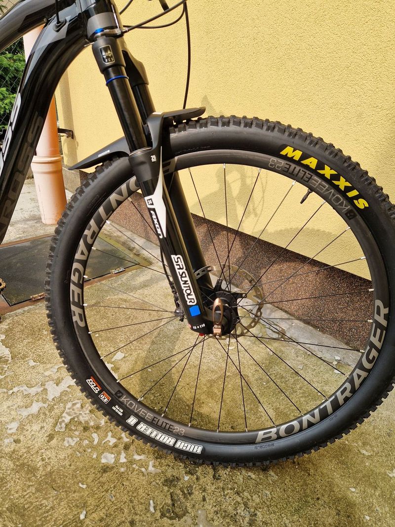 Prodám nový Kross Earth XT, vel. L (na cca 175-190cm)