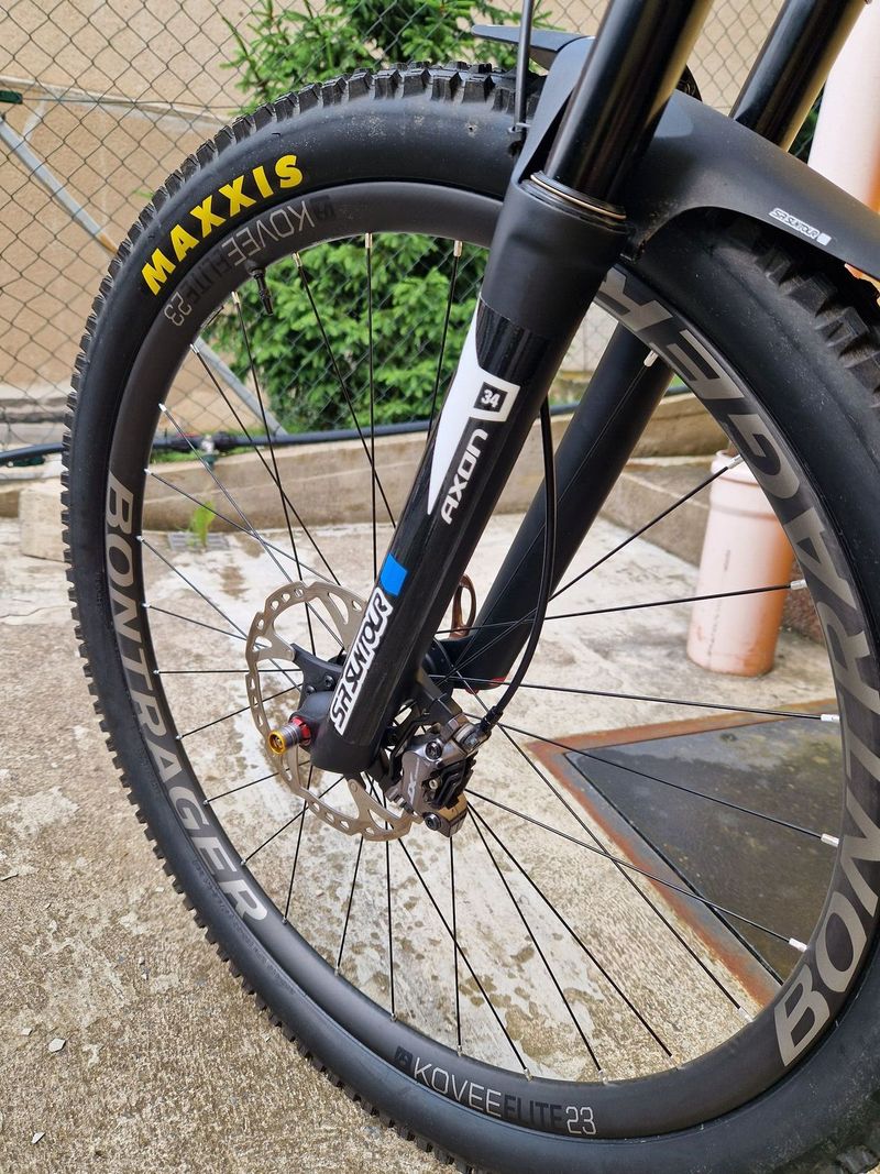 Prodám nový Kross Earth XT, vel. L (na cca 175-190cm)
