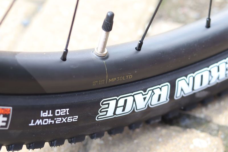 ORBEA Oiz M-TEAM AXS(2025) vel.L / NOVÉ