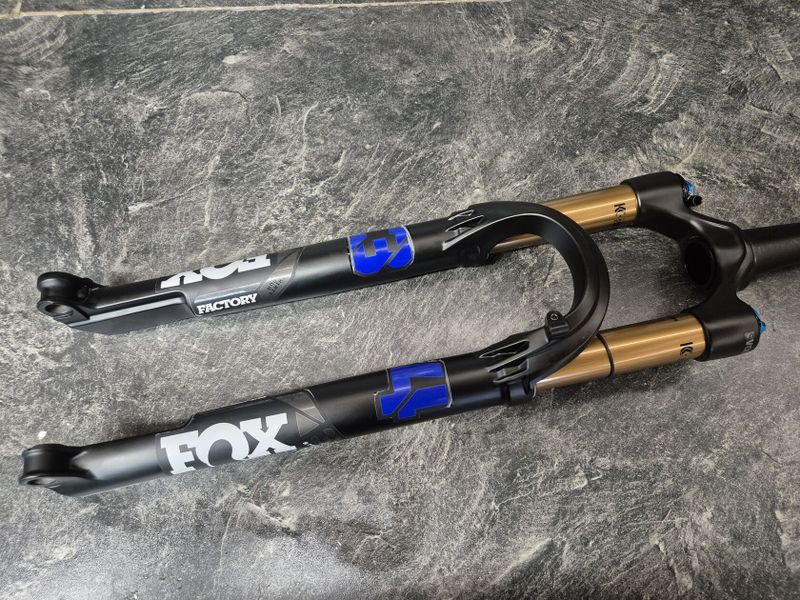 VIDLICE FOX 2025 F34-29 SC120 GRIP SL 44mm 15x110 KABOLT ČERNÁ