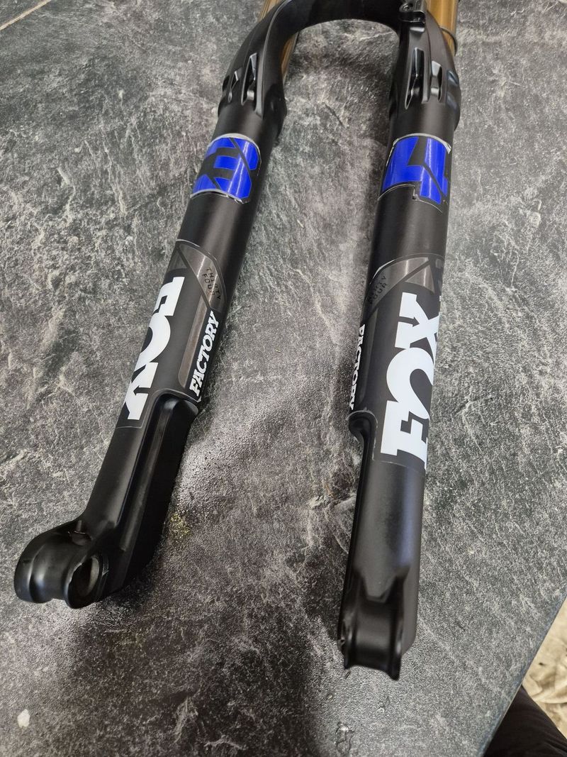 VIDLICE FOX 2025 F34-29 SC120 GRIP SL 44mm 15x110 KABOLT ČERNÁ