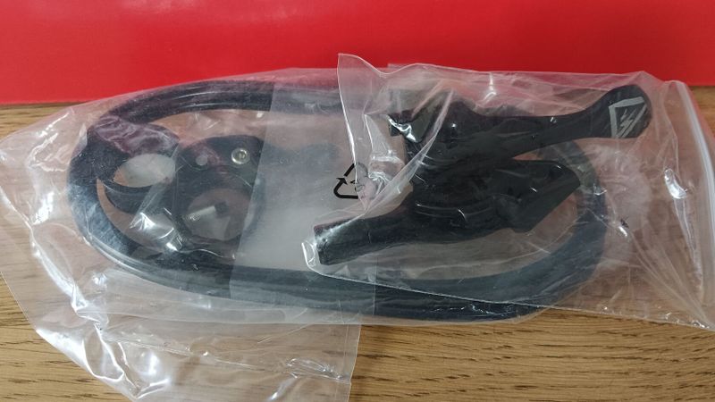 Teleskopická sedlovka 27,2 SPECIALIZED a Kind Shock E20i 27,2 100mm