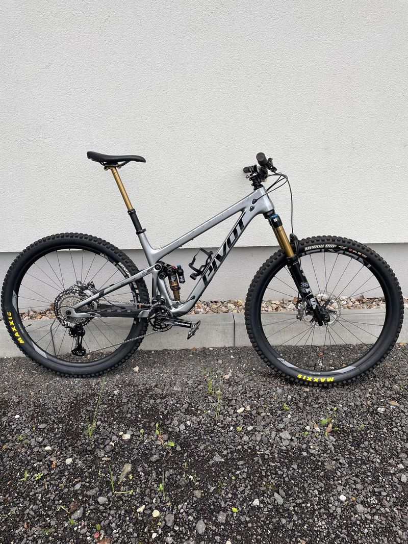 Pivot Trail 429 Enduro