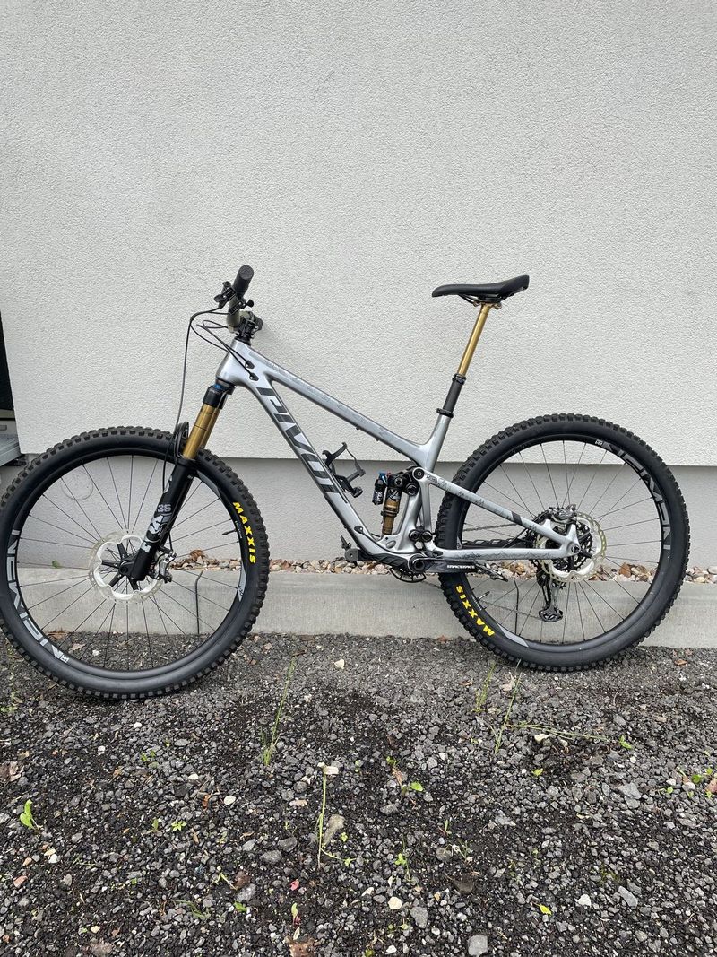 Pivot Trail 429 Enduro