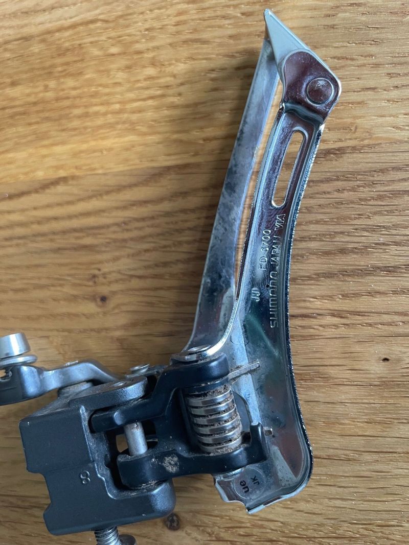 Přesmykač Shimano 6700