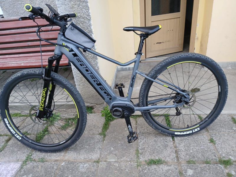 Najeto cca 800 km. Velmi zachovalé 