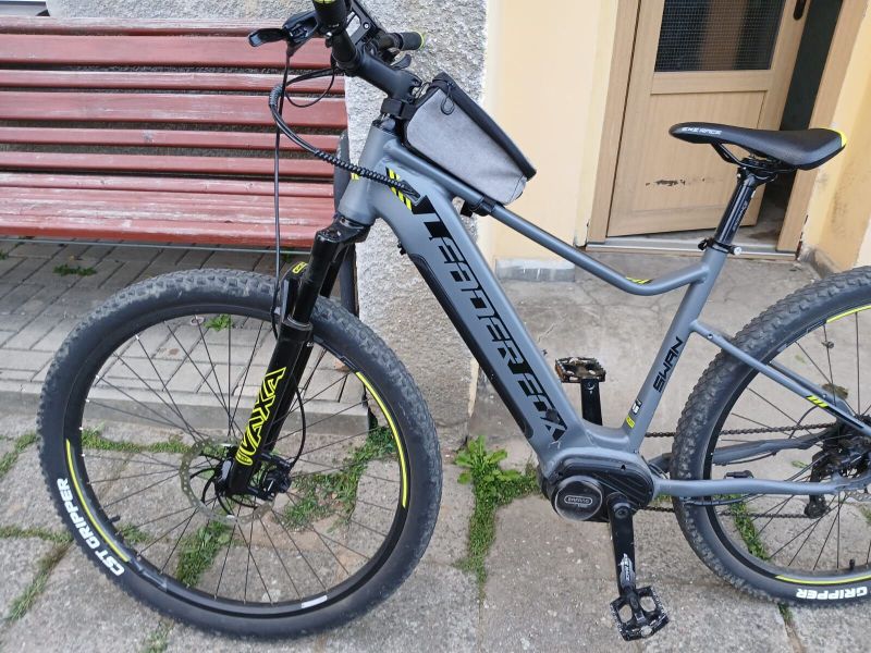 Najeto cca 800 km. Velmi zachovalé 