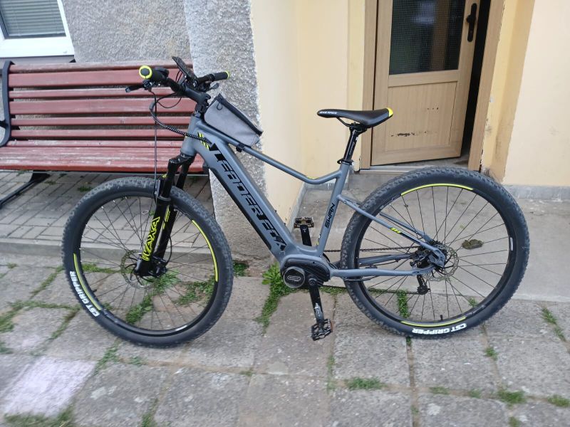 Najeto cca 800 km. Velmi zachovalé 