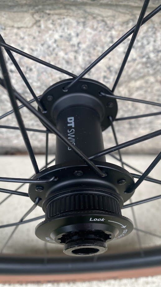 !!NOVÉ!! Výplety DT Swiss Gravel LN (vč. pneu a disků)