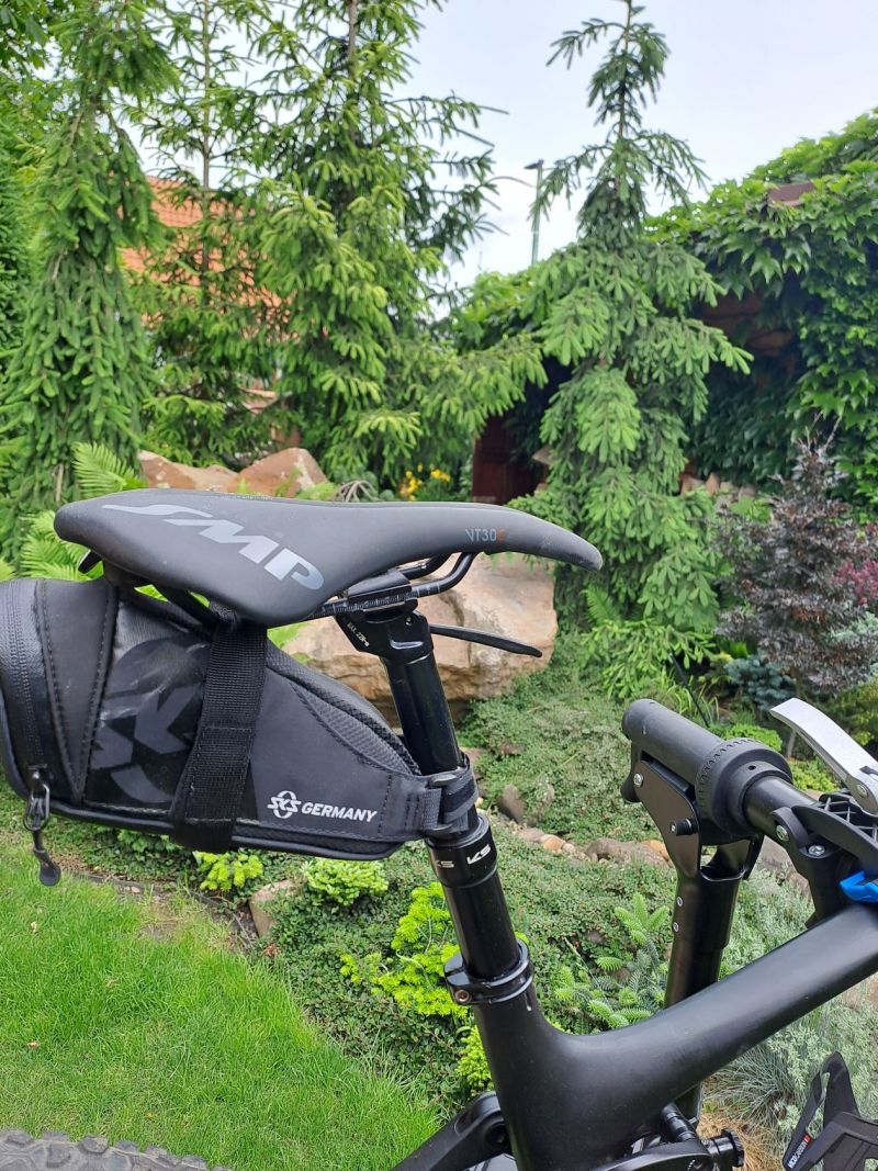 Špičkové XC kolo Canyon Lux Trail CF9.9