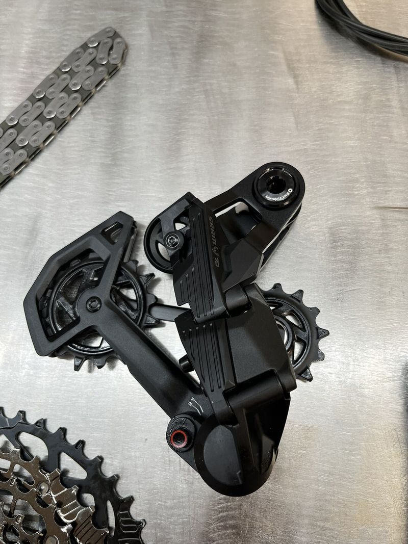 SRAM GX Eagle Transmission 70 T-Type 1x12 sada (přehazovačka, řazení, kazeta, kliky, řetěz)