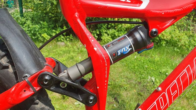 Specialized Stumpjumper 120 FSR (26palců, vel. S)