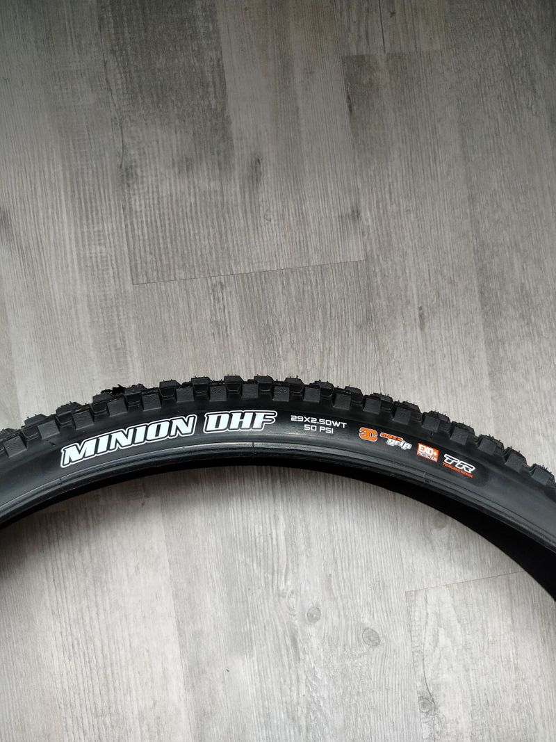 Nové pláště set - Maxxis MAXXIS DHF I a MAXXIS MINION DHR II