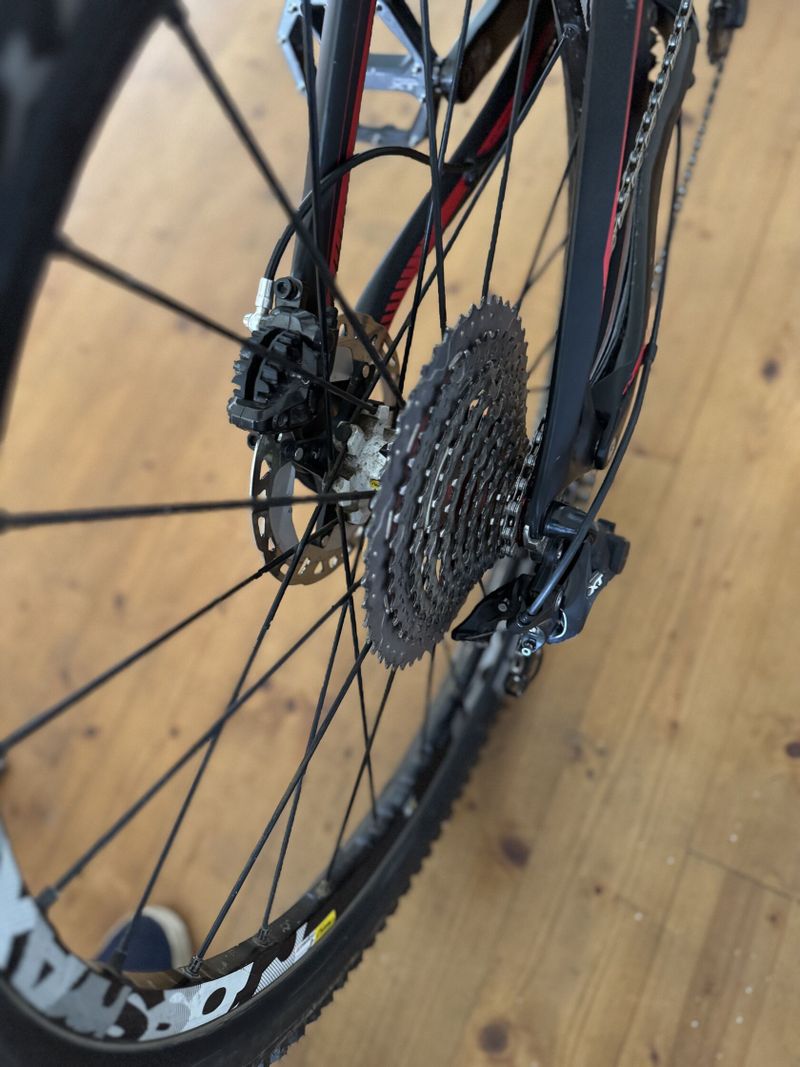 Ghost AMR Lector 9500, karbon, 26'', 12,5 kg