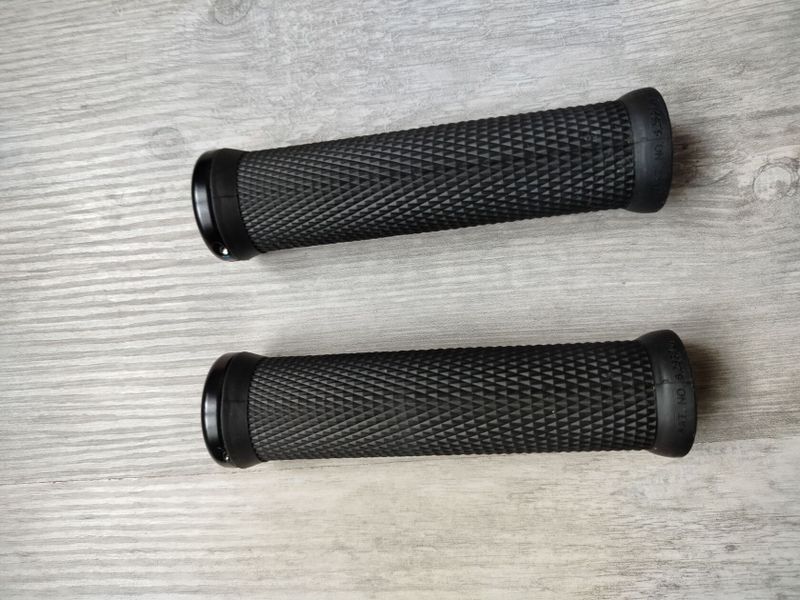 NOVÉ - Řidítka a představec RENTHAL FATBAR 35 / RENTHAL APEX 35 50 mm