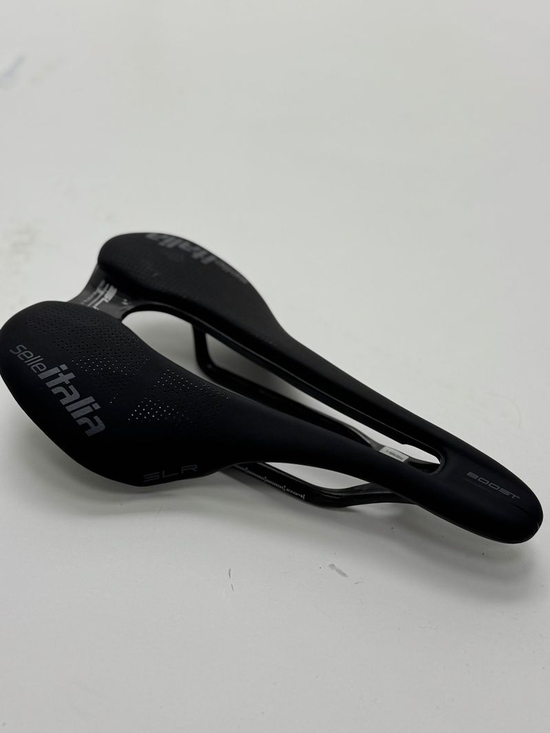 Selle Italia SLR Boost karbon Superflow L3 145