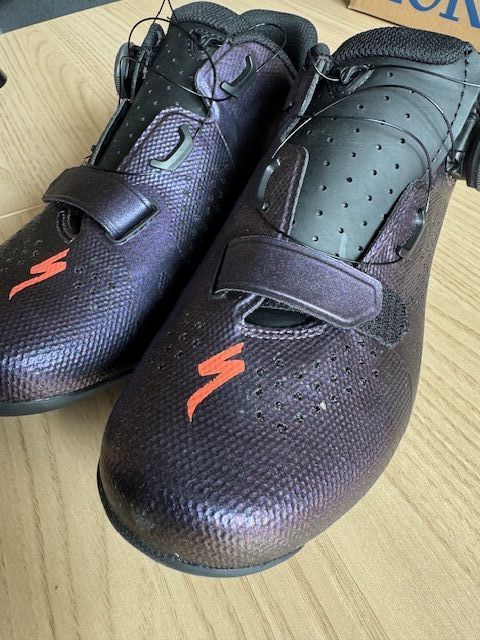 Nove silnicni tretry Specialized Torch 2.0 - vel.41,5 EU 