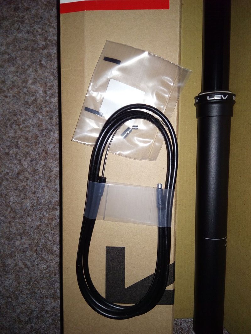 Nová sedlovka Kind Shock LEV Integra 31,6mm, 480/175mm