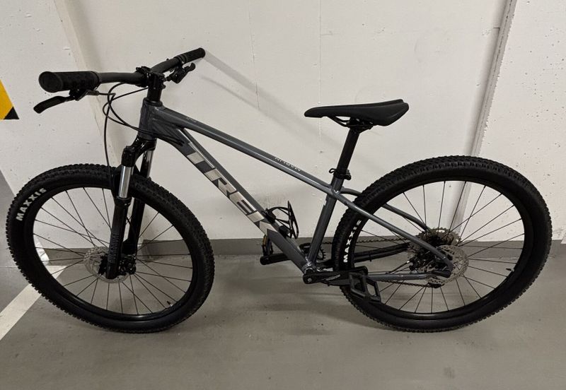 TREK Marlin 7 2023 REZERVACE