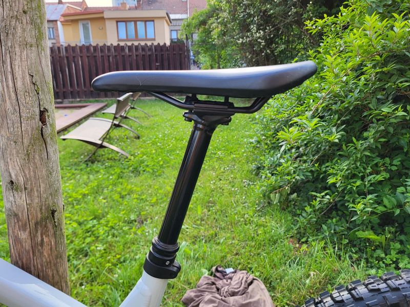 Canyon Spectral 6 (2024) - najeto pouze cca 230km!