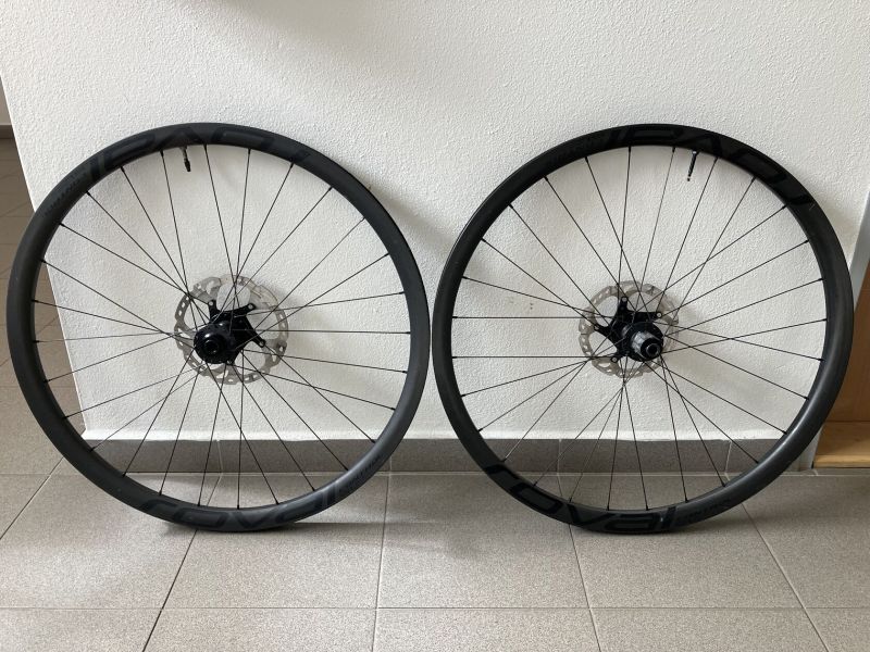 Karbonová kola Roval Control SL 29 / náboje DT Swiss 350 / b