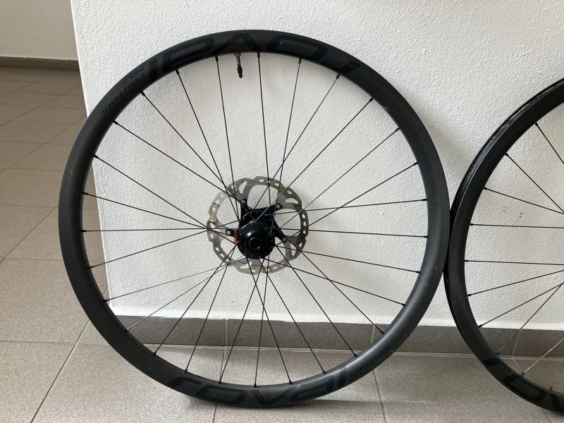 Karbonová kola Roval Control SL 29 / náboje DT Swiss 350 / b