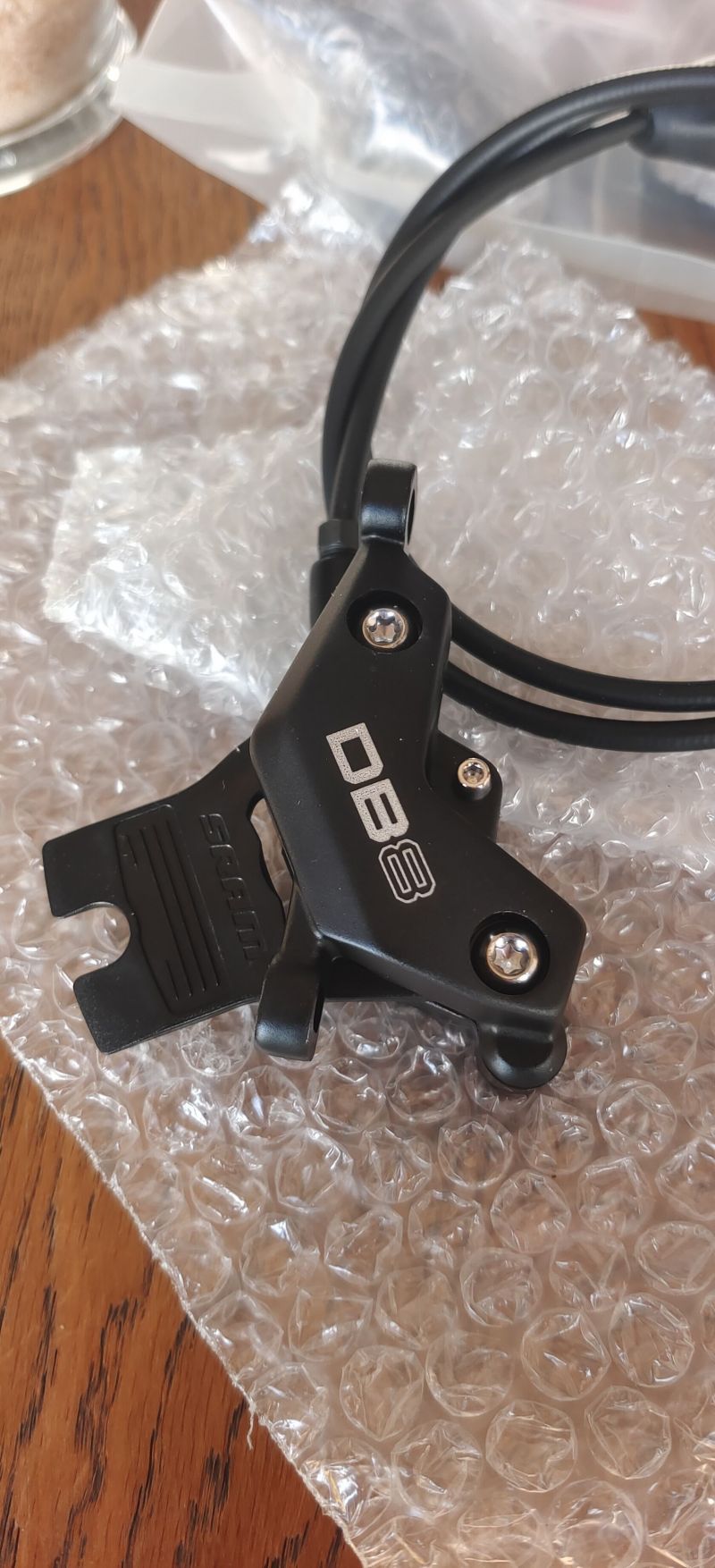 Sram DB8