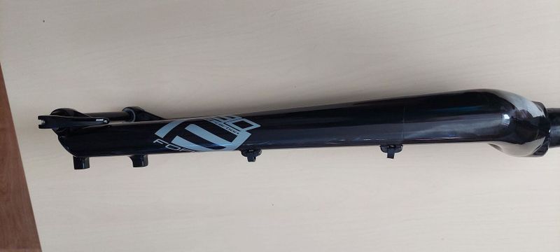 Force Carbon Disc 29" pevná vidlice 15mm osa
