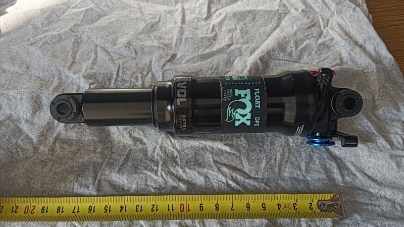 tlumiče 190mm FOX, DTswiss, Rockschox