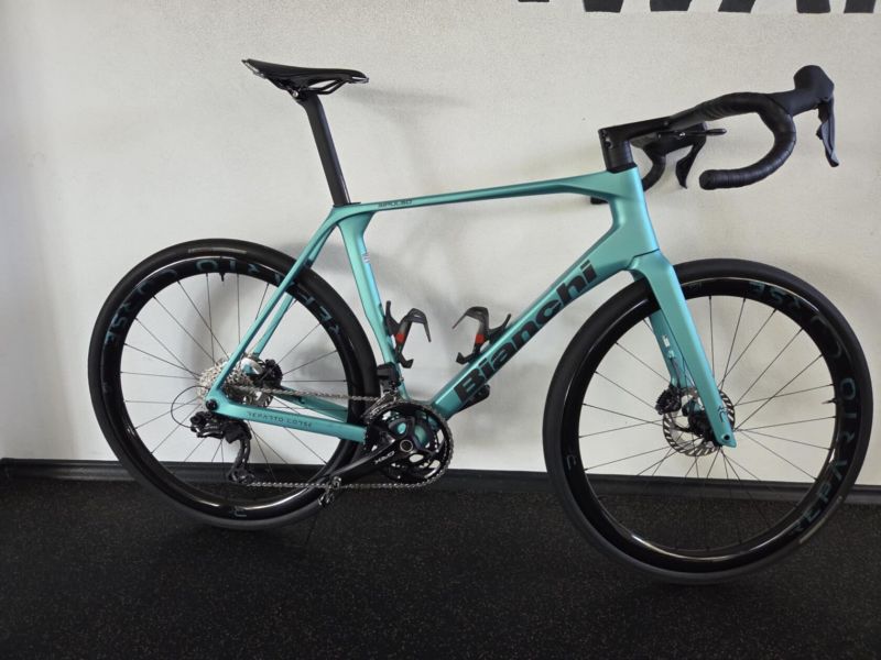 Bianchi Impulso RC, vel L., 4iii Wattmeter, jako nové 