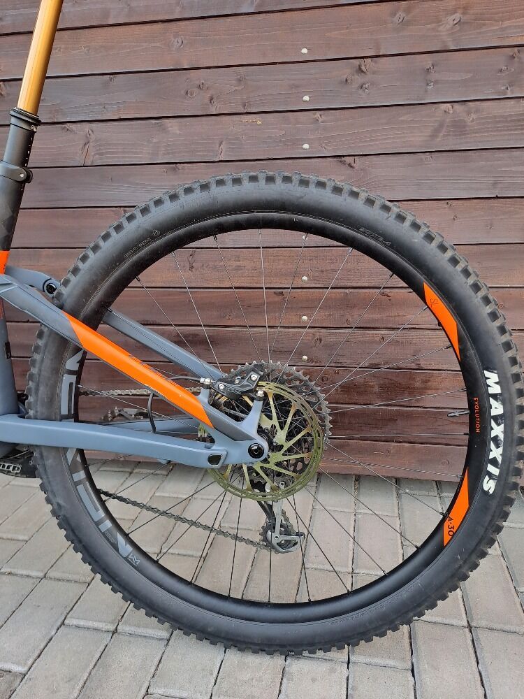 TOP enduro kolo Cube Stereo / velikost M / 29er kola / Fox kashima / 1x12sp sram / po servisu!!!!
