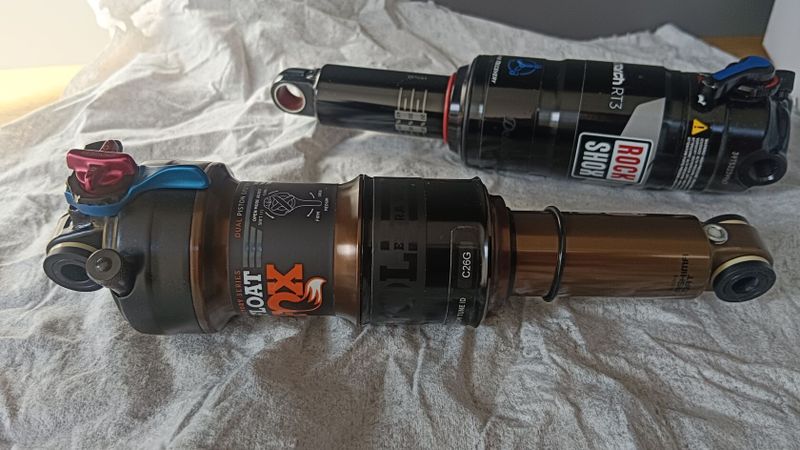 tlumiče RockShox 197x54mm FOX Factory 200x57MM
