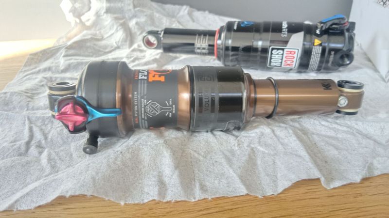 tlumiče RockShox 197x54mm FOX Factory 200x57MM