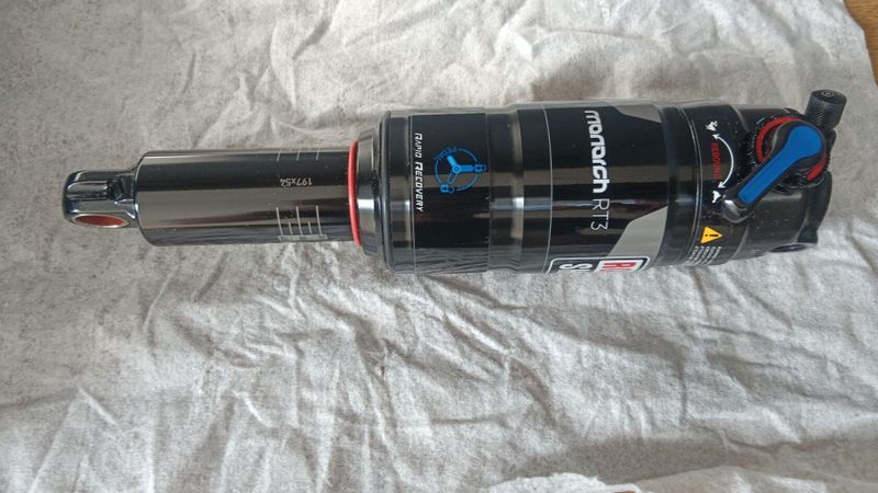 tlumiče RockShox 197x54mm FOX Factory 200x57MM