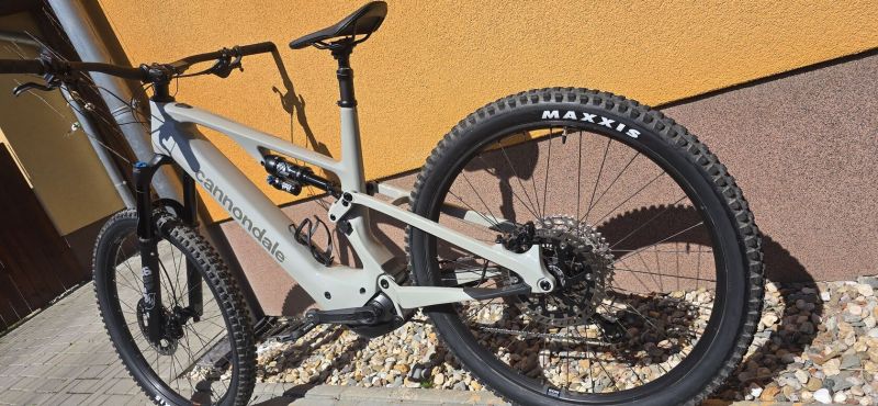 Cannondale Moterra SL2 Carbon-Najeto jen 41 Km!!!