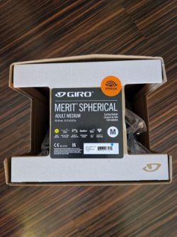 Přilba Giro Merit Spherical Matt Black vel. M