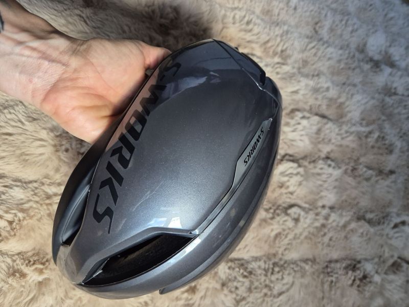 Specialized Evade 3 Mips helma