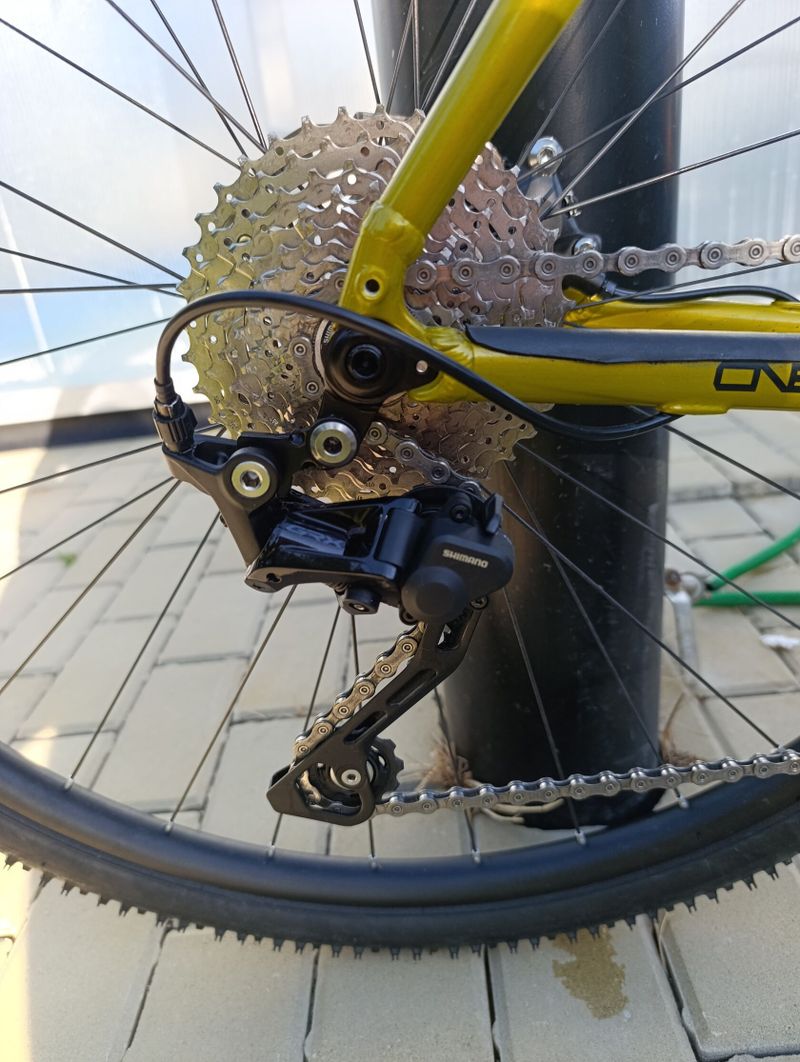 Qayron One.Dr1 Gravel bike v hořčicově žluté