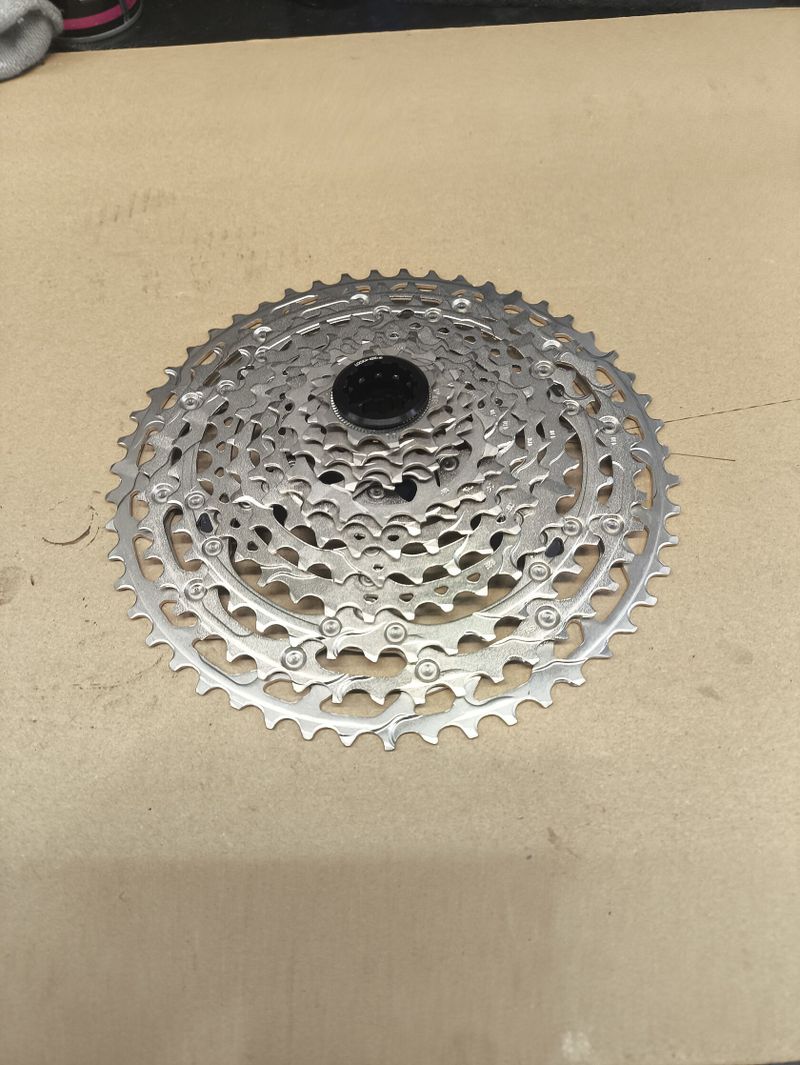 Kazeta Shimano Deore 12s