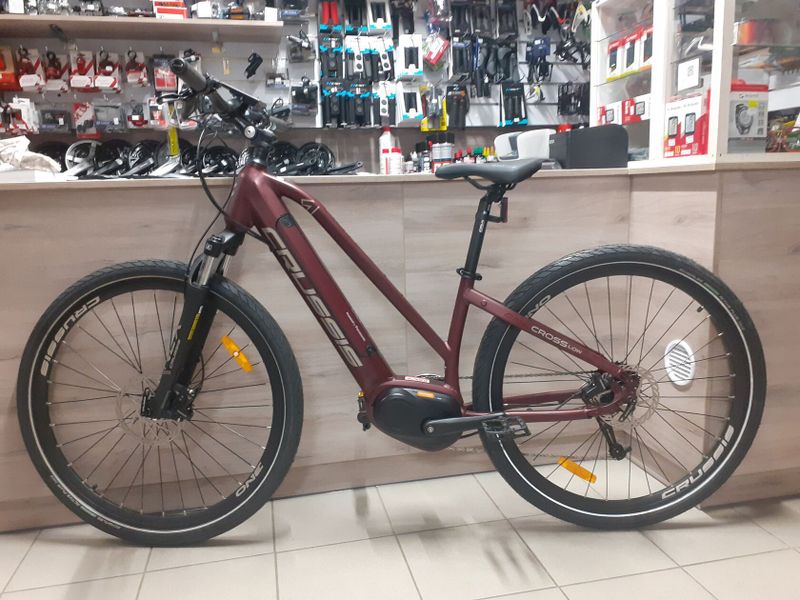 Crussis ONE-Cross low 7.8-S