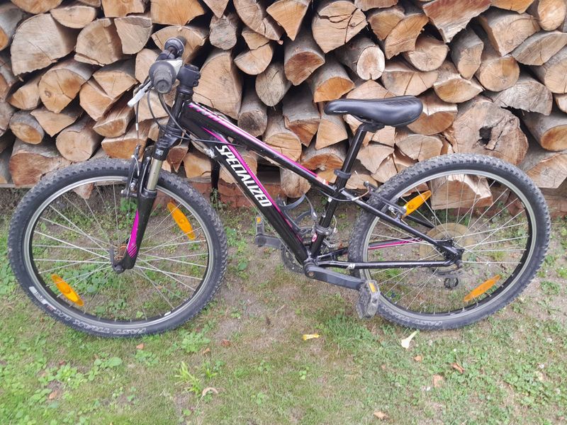 Kolo Specialized, 24", dětské