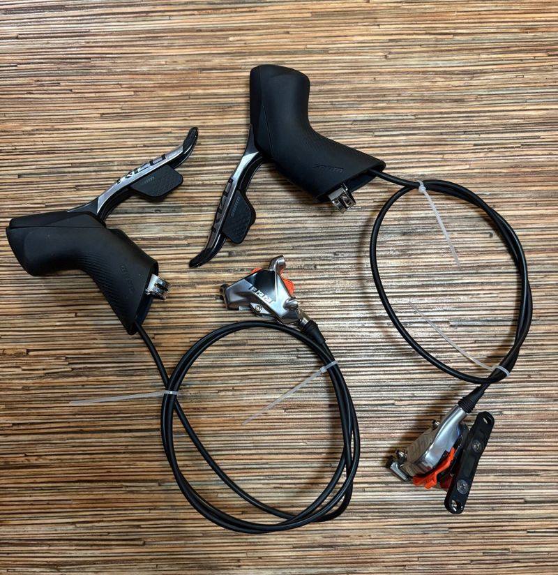 brzdové páky Sram Red eTap AXS 1x12 (2x12) 