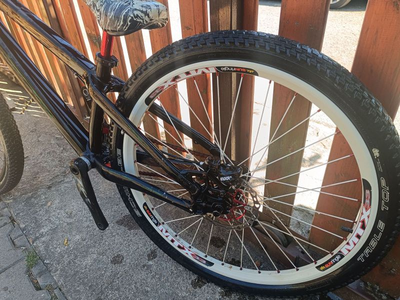 Specialized P3(spěchá cena k jednání 