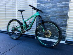 Santa Cruz Megatower C 29“, vel. M