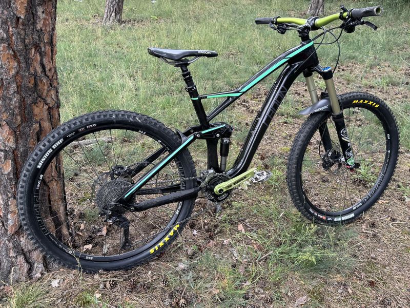 RADON Slide 8.0 - Fox pruzeni, Shimano XT