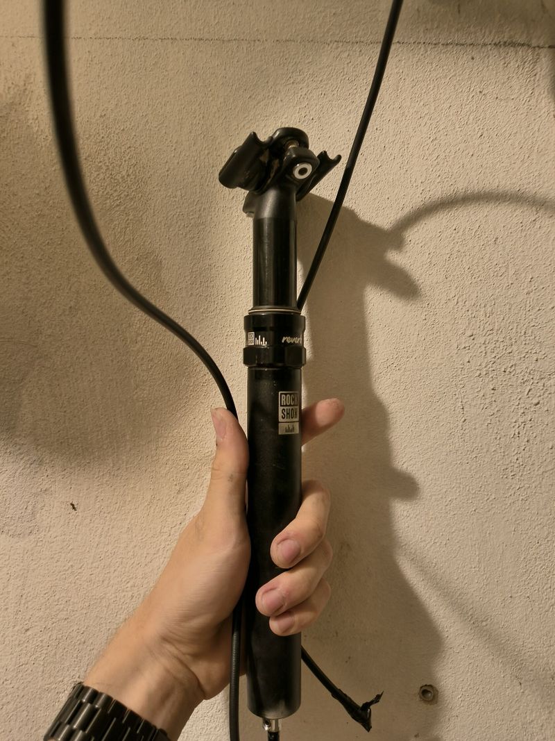 Teleskopická sedlovka RockShox Reverb 30,9 mm NEFUNKČNÍ 