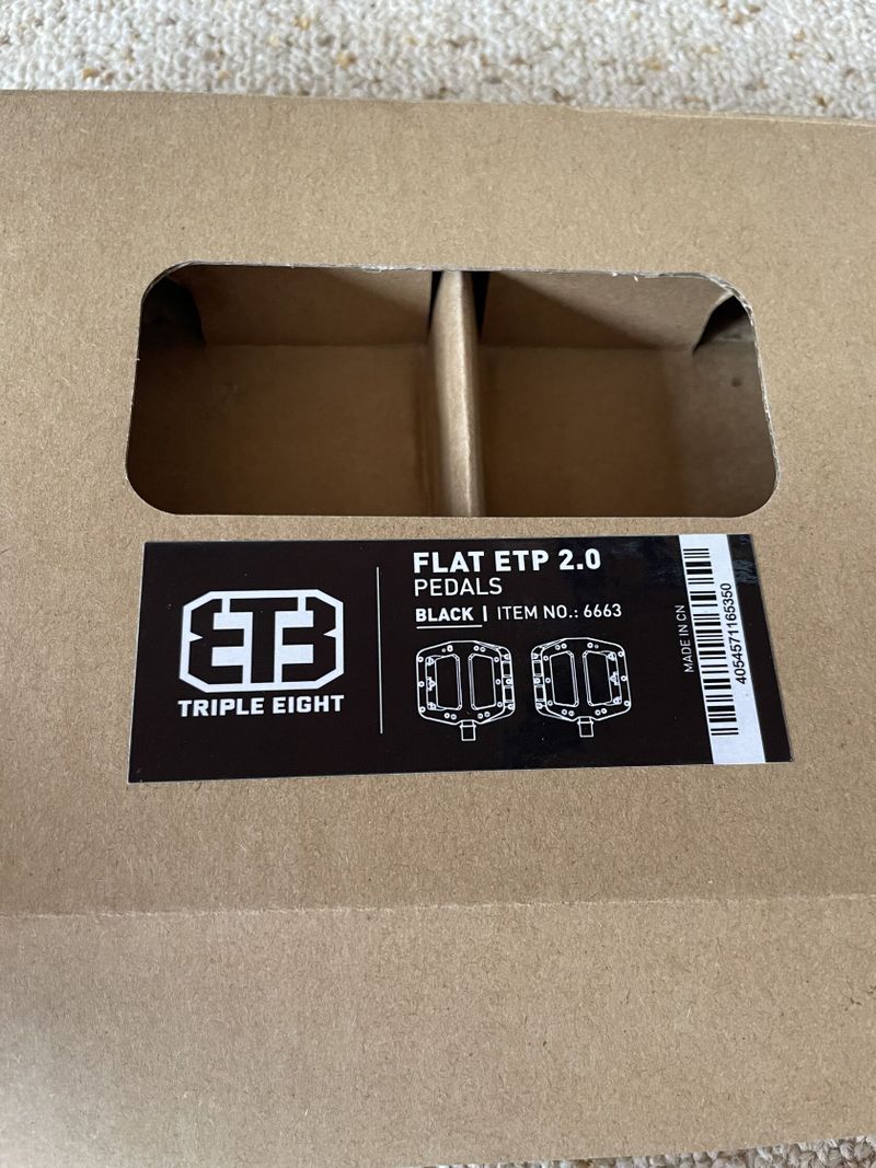 Triple Eight Flat Pedals (černá)