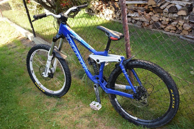 KONA stinky garbonzo 2010
